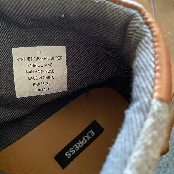 Express Boots - Picture 3 of 3